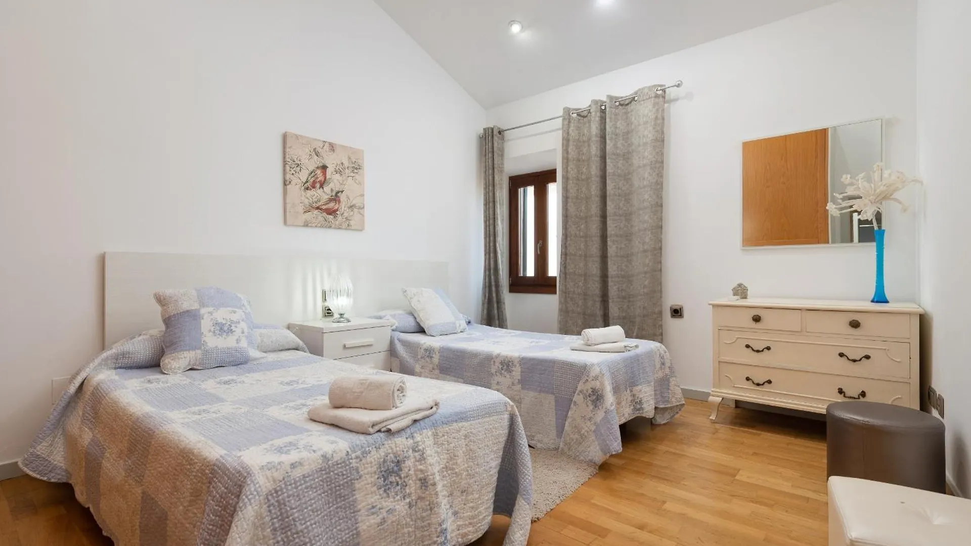 Vila Ca Se Predine En El Casco Historico Da Alcudia